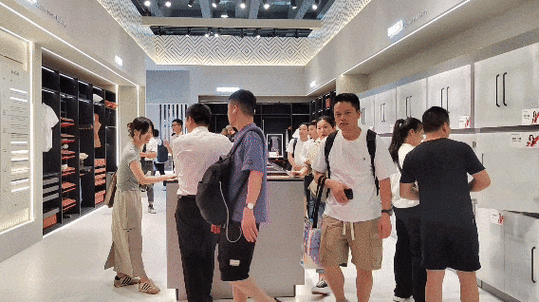 广东今日住房公积金新动态及主持人介绍，快来了解